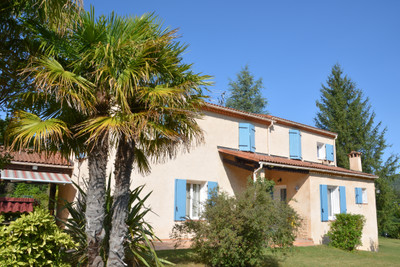 Maison à vendre à Estoublon, Alpes-de-Hautes-Provence, PACA, avec Leggett Immobilier