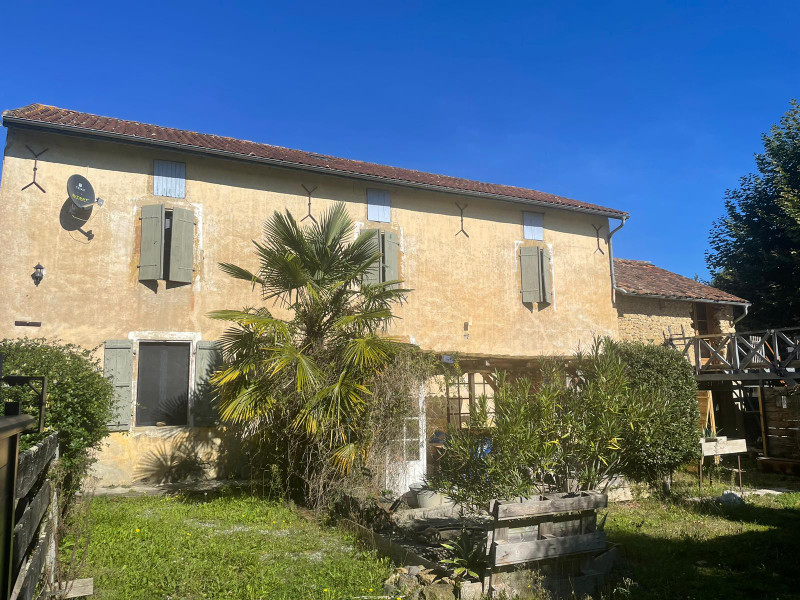 Maison à vendre à Castelnau-Rivière-Basse, Hautes-Pyrénées - 198.000 € - photo 1