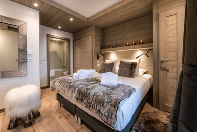 Luxueux appartements skis aux pieds à vendre à Courchevel, 3 vallées de 3 095 000€ à 4 100 000€