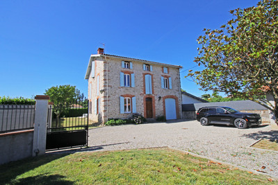 house for sale in Ariège