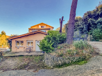 French property for sale in Lamalou-les-Bains, Hérault - €319,000 - photo 1