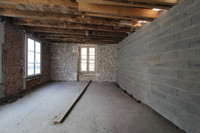 Maison à vendre à Confolens, Charente - 90.000 € - photo 3