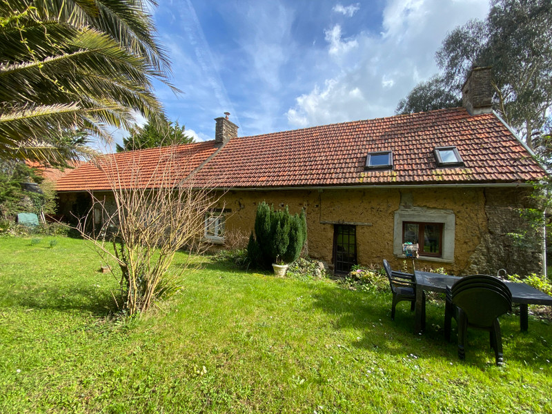 House for sale in Glatigny Manche Detached 3 bedroom, 2 bathroom