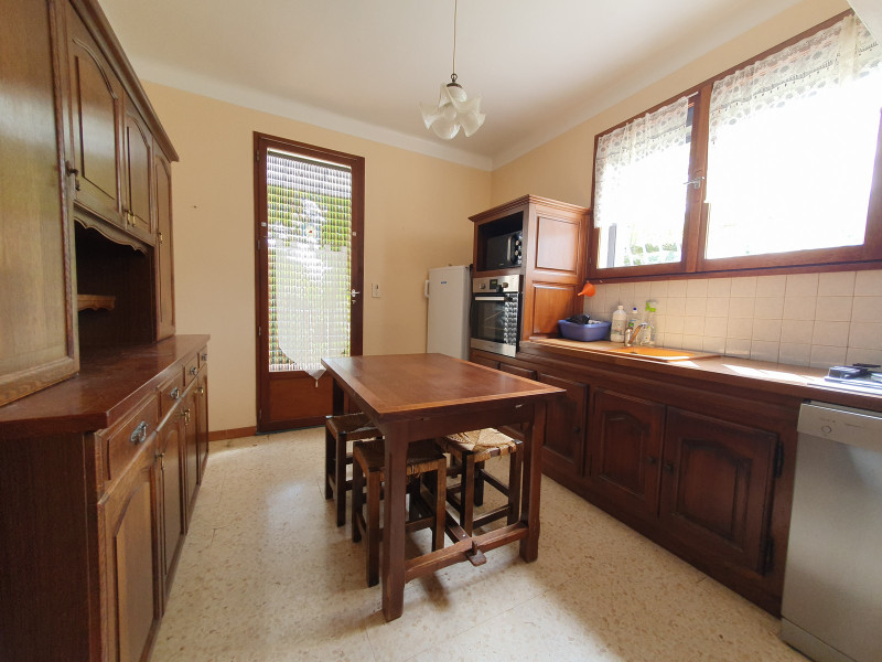 French property for sale in Argilliers, Gard - €395,000 - photo 5