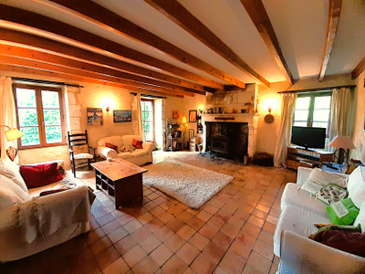 French property for sale in Vendoire, Dordogne - €162,000 - photo 7