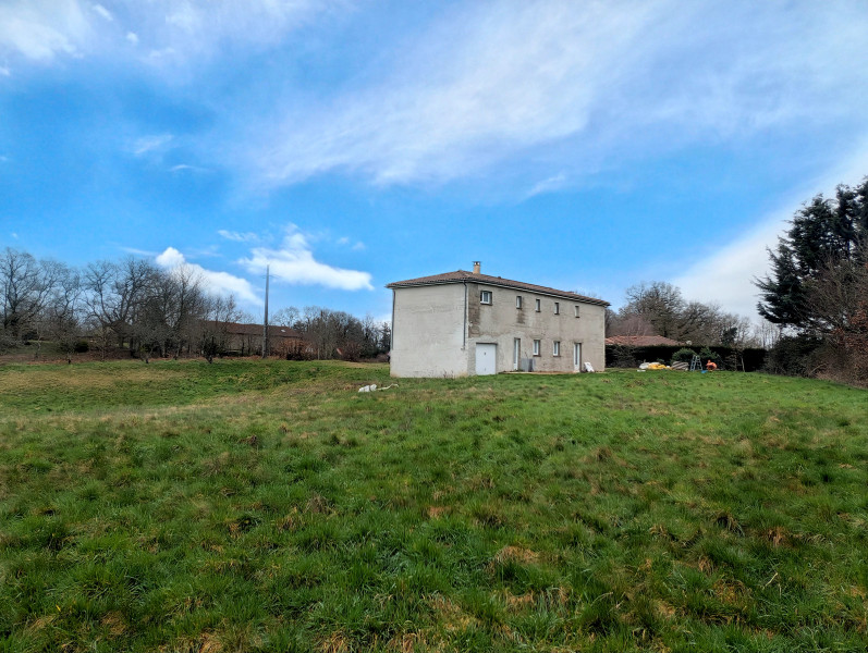 Propriété à vendre à Saint-Mathieu, Haute-Vienne - 136 250 €