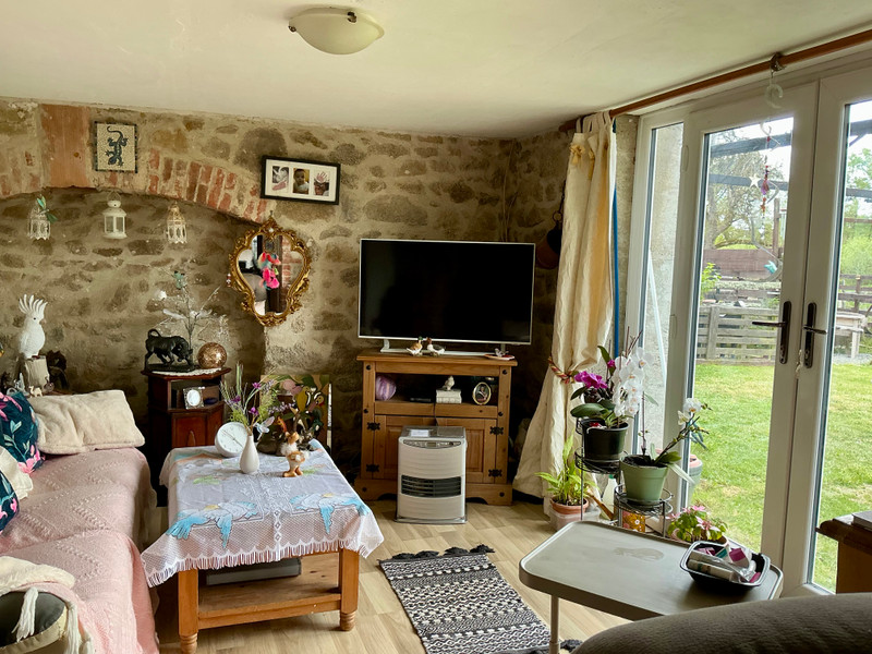 French property for sale in Mérinchal, Creuse - €295,320 - photo 8