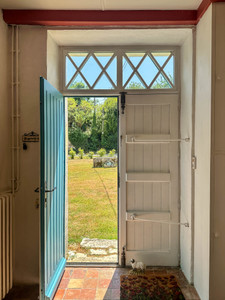 French property for sale in Brizambourg, Charente-Maritime - €349,950 - photo 5