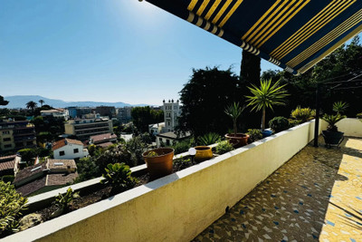 French property for sale in Nice, Alpes-Maritimes - €525,000 - photo 5
