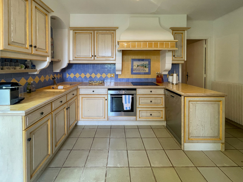 French property for sale in Montauroux, Var - €999,998 - photo 3