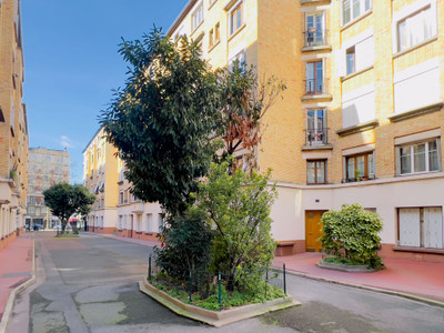 Appartement à vendre à Clichy, Hauts-de-Seine, Île-de-France, avec Leggett Immobilier