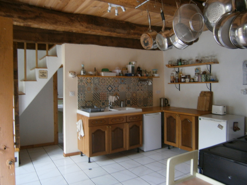 French property for sale in Callac, Côtes-d'Armor - photo 2