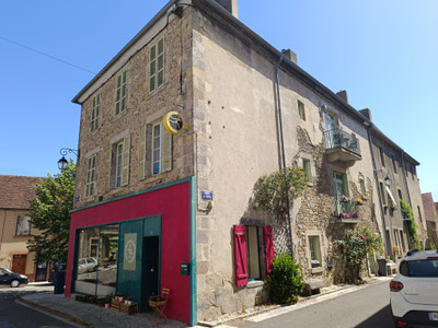 French property for sale in Évaux-les-Bains, Creuse - €134,900 - photo 2