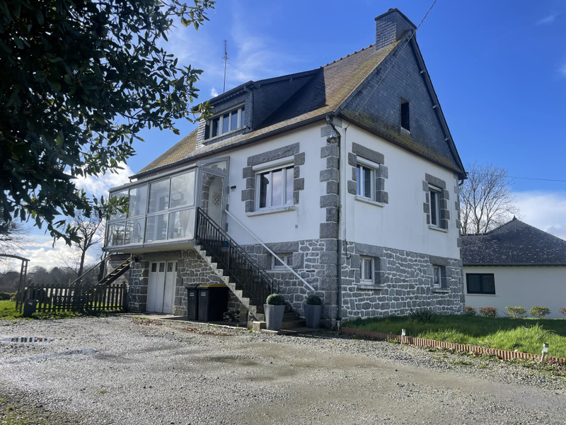 Maison à vendre à Merdrignac, Côtes-d'Armor - 197 000 € - photo 1