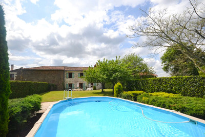 French property for sale in Montembœuf, Charente - €499,000 - photo 4