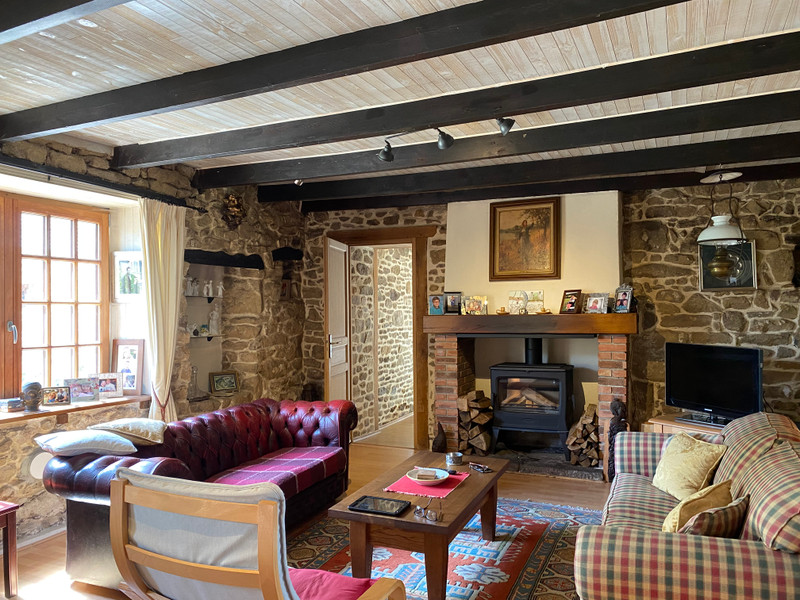 French property for sale in Le Vieux-Marché, Côtes-d'Armor - €291,000 - photo 5