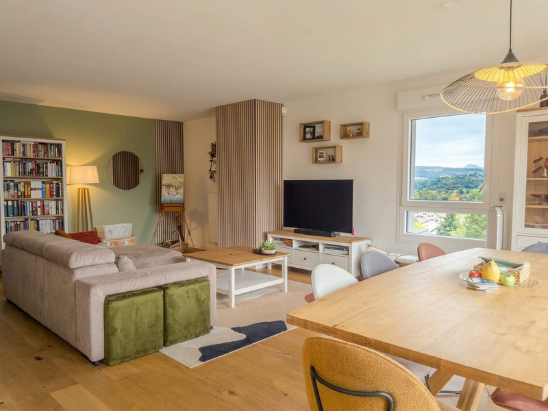 French property for sale in Allonzier-la-Caille, Haute-Savoie - €749,000 - photo 0