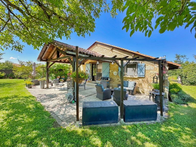French property for sale in Saint Privat en Périgord, Dordogne - €420,000 - photo 1