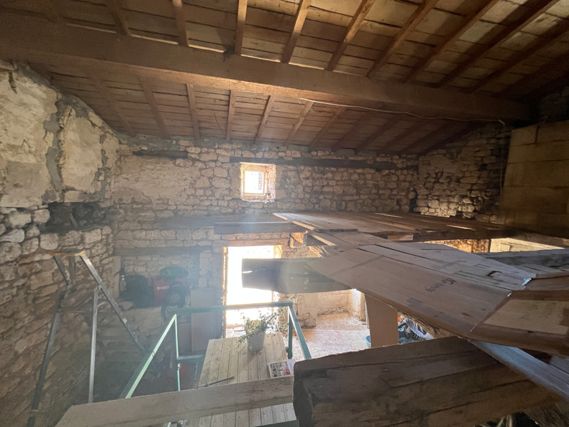 French property for sale in Saint-Savinien, Charente-Maritime - €108,000 - photo 9