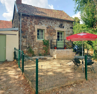 French property for sale in Pionsat, Puy-de-Dôme - €349,000 - photo 3