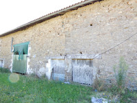 Grange à vendre à Mouzon, Charente - 51 600 € - photo 10