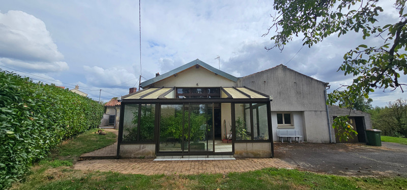 French property for sale in L'Hermenault, Vendée - €299,900 - photo 8