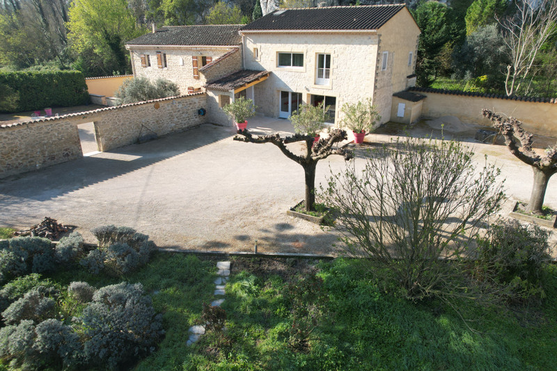 Propriété à vendre à Sauveterre, Gard - 850 000 €