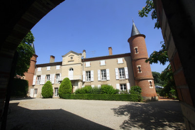Chateau à vendre à Cadalen, Tarn, Midi-Pyrénées, avec Leggett Immobilier