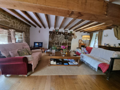 French property for sale in Carelles, Mayenne - €333,900 - photo 5