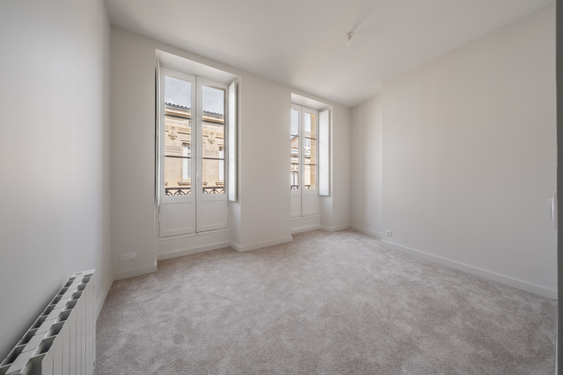 French property for sale in Bordeaux, Gironde - €741,000 - photo 6