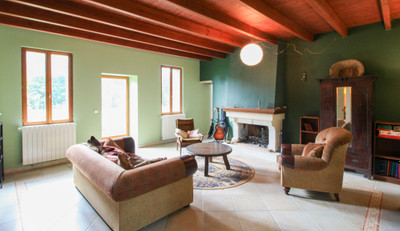 French property for sale in Lozay, Charente-Maritime - €214,000 - photo 5