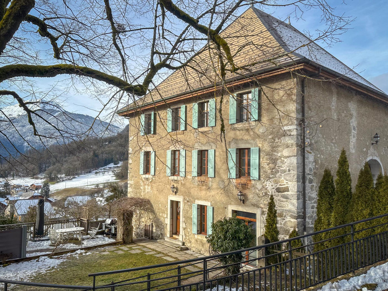 Ski property for sale in Les Gets - €1,295,000 - photo 4