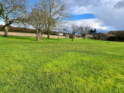 French property for sale in Aunac-sur-Charente, Charente - €31,590 - photo 9