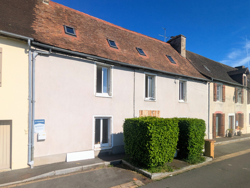 Maison à vendre à Jumilhac-le-Grand, Dordogne - 256.800 € - photo 1