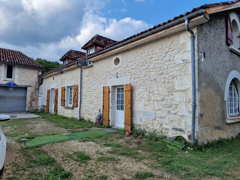 French property for sale in Antonne-et-Trigonant, Dordogne - €265,000 - photo 10
