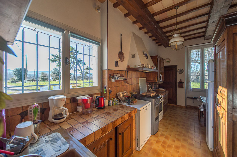 French property for sale in Apt, Vaucluse - €3,480,000 - photo 6