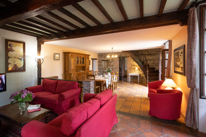 French property for sale in Vic-en-Bigorre, Hautes-Pyrénées - €339,000 - photo 1