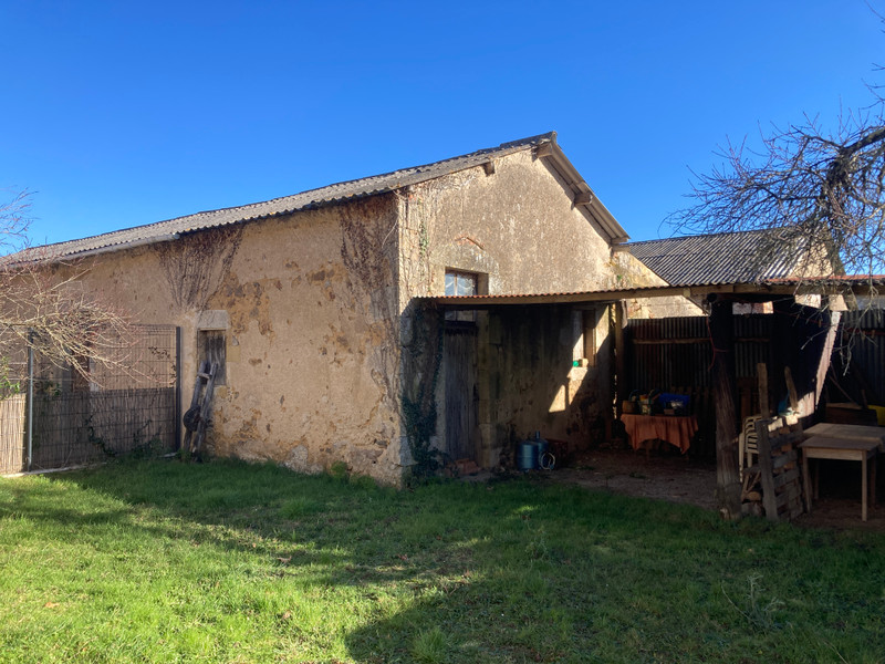 French property for sale in Millac, Vienne - €59,600 - photo 7