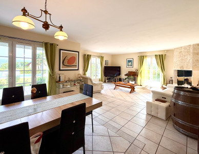 French property for sale in Messery, Haute-Savoie - €1,090,000 - photo 8