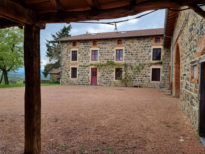 French property for sale in Saint-Jodard, Loire - €375,000 - photo 2