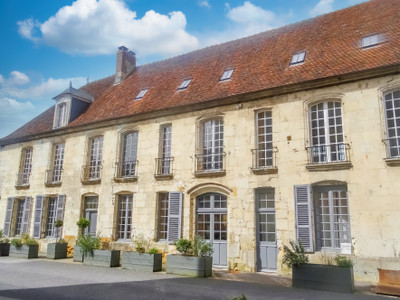 Maison à vendre à Mortagne-au-Perche, Orne, Basse-Normandie, avec Leggett Immobilier
