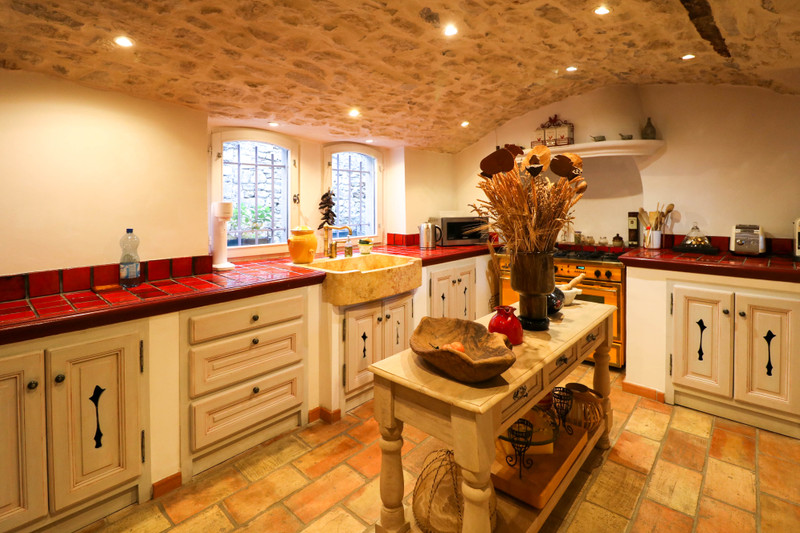 French property for sale in Quissac, Gard - €985,000 - photo 4