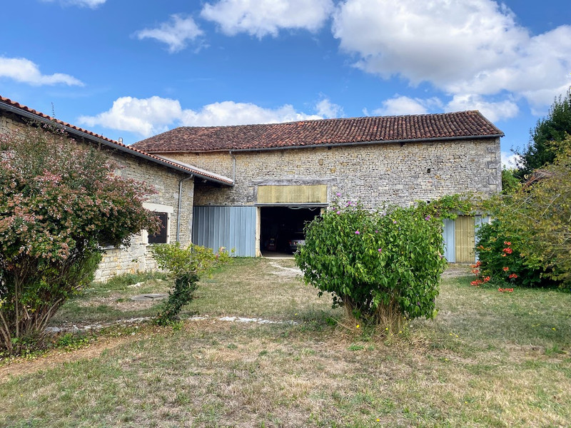 French property for sale in Valence, Charente - €158,000 - photo 1