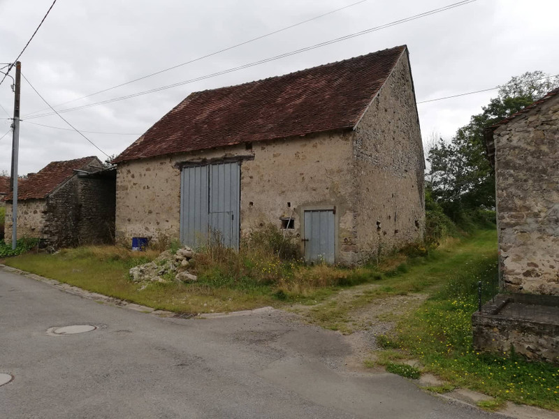 French property for sale in Lussac-les-Églises, Haute-Vienne - €26,600 - photo 5