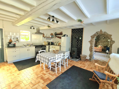 French property for sale in Carelles, Mayenne - €88,600 - photo 1