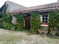 Maison à vendre à Les Velluire-sur-Vendée, Vendée - 381.600 € - photo 3