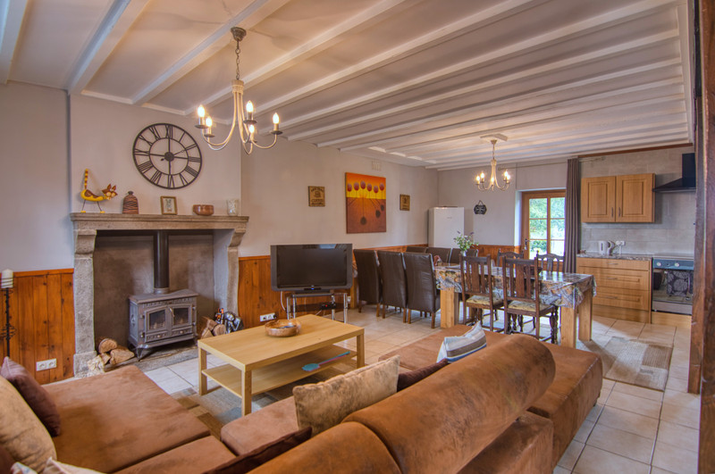 French property for sale in Le Dorat, Haute-Vienne - &#8364;299,500 - photo 4