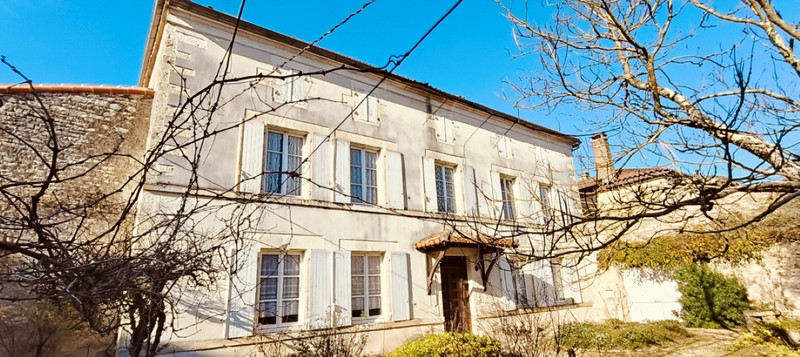 French property for sale in Tusson, Charente - €365,700 - photo 0