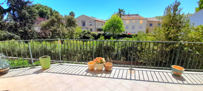 Appartement à vendre à Villeneuve-lès-Béziers, Hérault, Languedoc-Roussillon, avec Leggett Immobilier