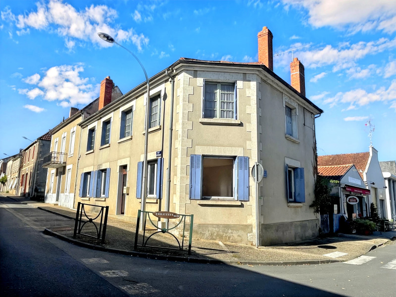 French property for sale in Le Buisson-de-Cadouin, Dordogne - €110,000 - photo 0